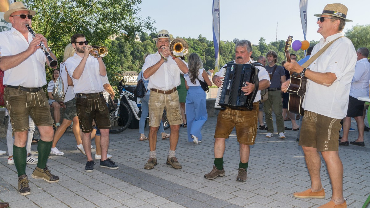 UFERN 2019 - das Donaustrandfest entlang der Donau